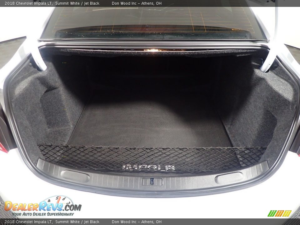 2018 Chevrolet Impala LT Summit White / Jet Black Photo #17