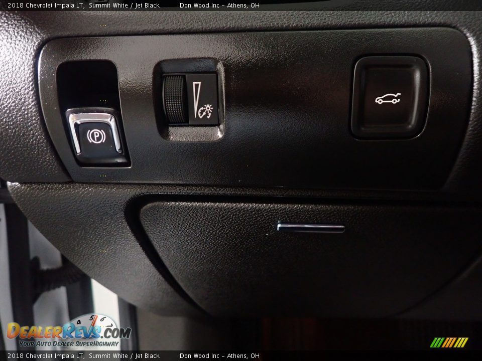 2018 Chevrolet Impala LT Summit White / Jet Black Photo #33