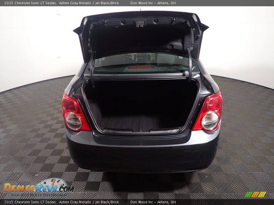 2015 Chevrolet Sonic LT Sedan Ashen Gray Metallic / Jet Black/Brick Photo #13