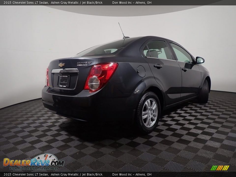 2015 Chevrolet Sonic LT Sedan Ashen Gray Metallic / Jet Black/Brick Photo #15