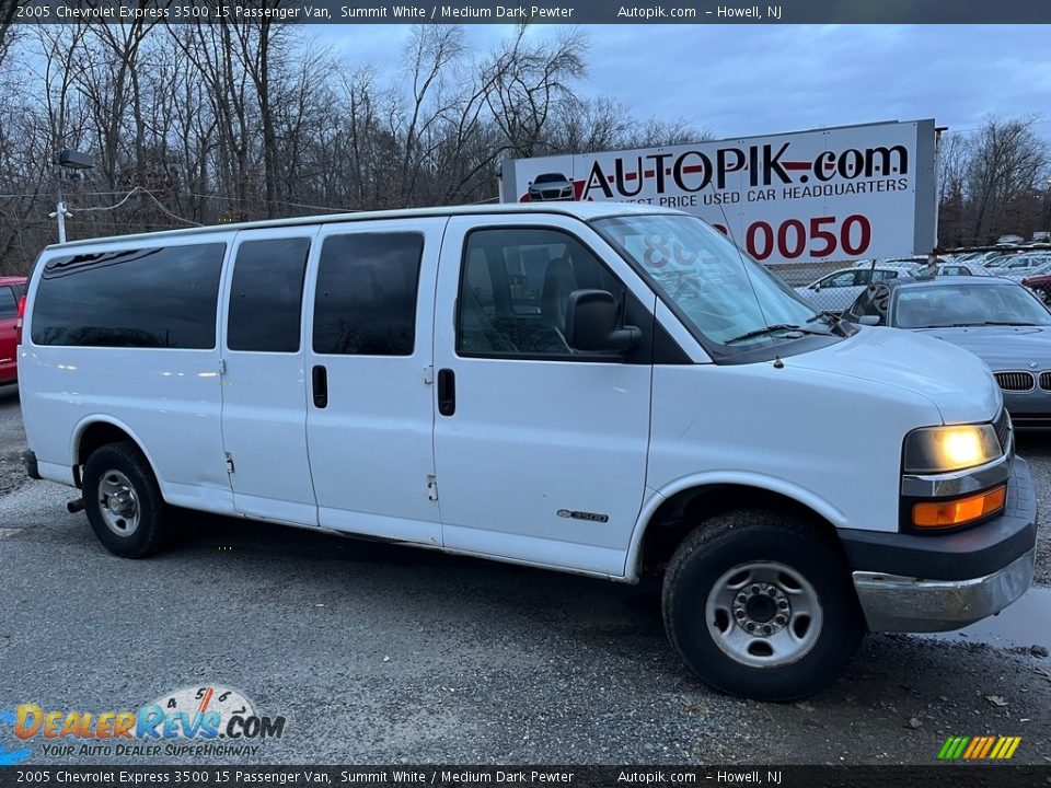 2005 Chevrolet Express 3500 15 Passenger Van Summit White / Medium Dark Pewter Photo #1