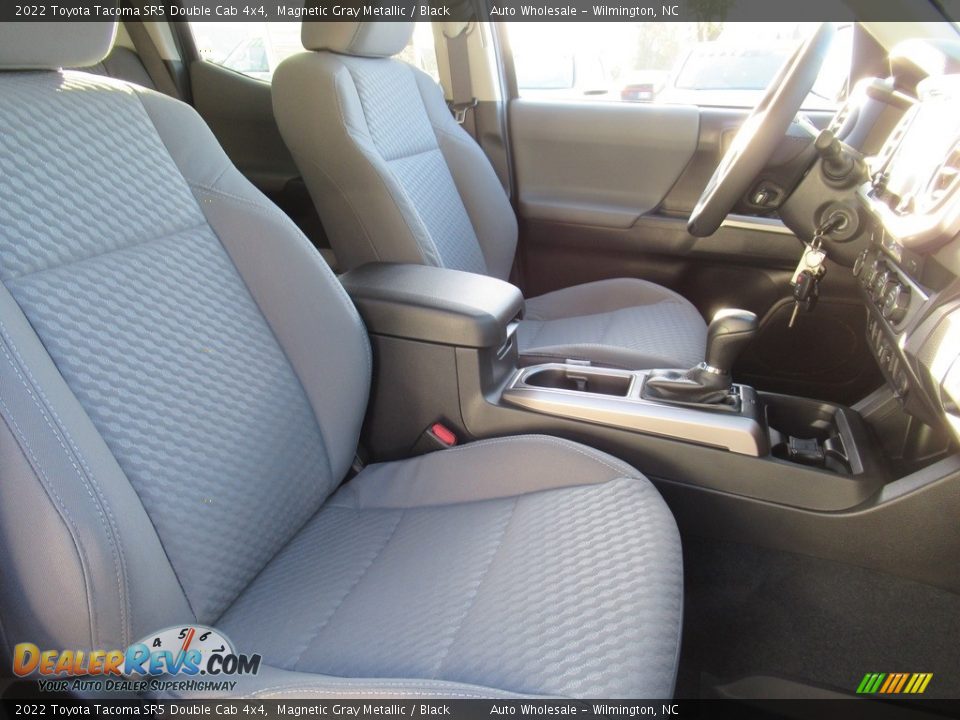 2022 Toyota Tacoma SR5 Double Cab 4x4 Magnetic Gray Metallic / Black Photo #11