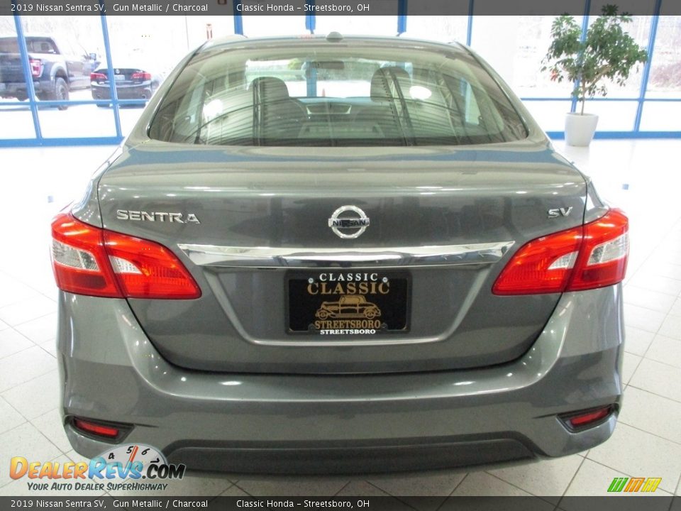 2019 Nissan Sentra SV Gun Metallic / Charcoal Photo #8
