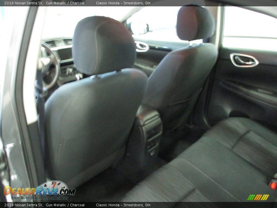 2019 Nissan Sentra SV Gun Metallic / Charcoal Photo #23