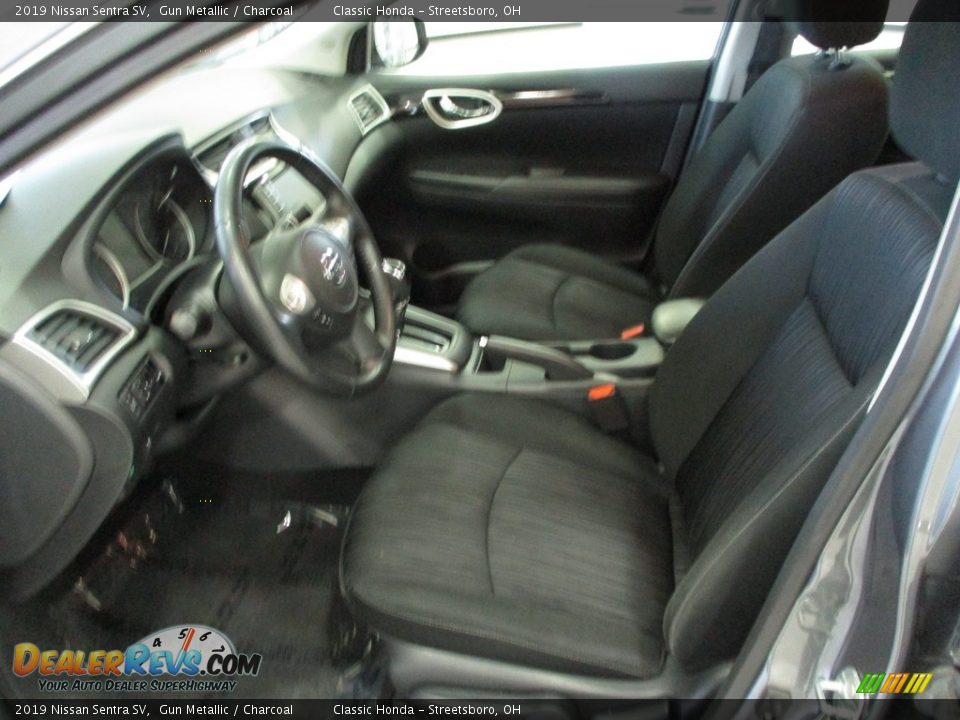 2019 Nissan Sentra SV Gun Metallic / Charcoal Photo #27