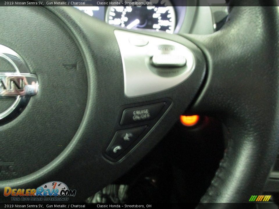 2019 Nissan Sentra SV Gun Metallic / Charcoal Photo #30