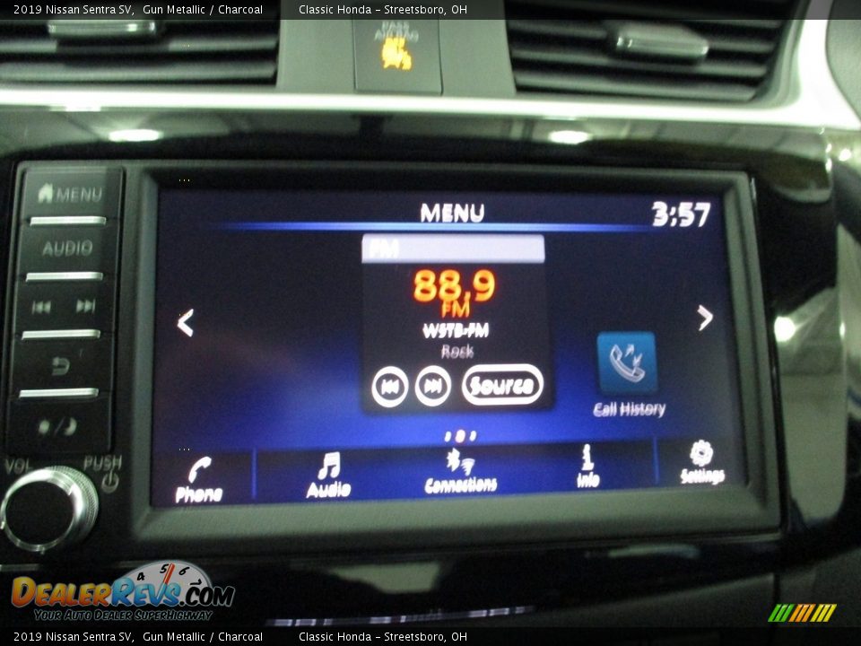 2019 Nissan Sentra SV Gun Metallic / Charcoal Photo #34