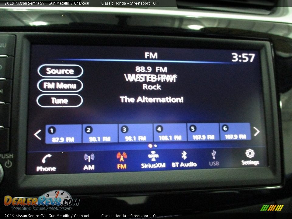 2019 Nissan Sentra SV Gun Metallic / Charcoal Photo #36