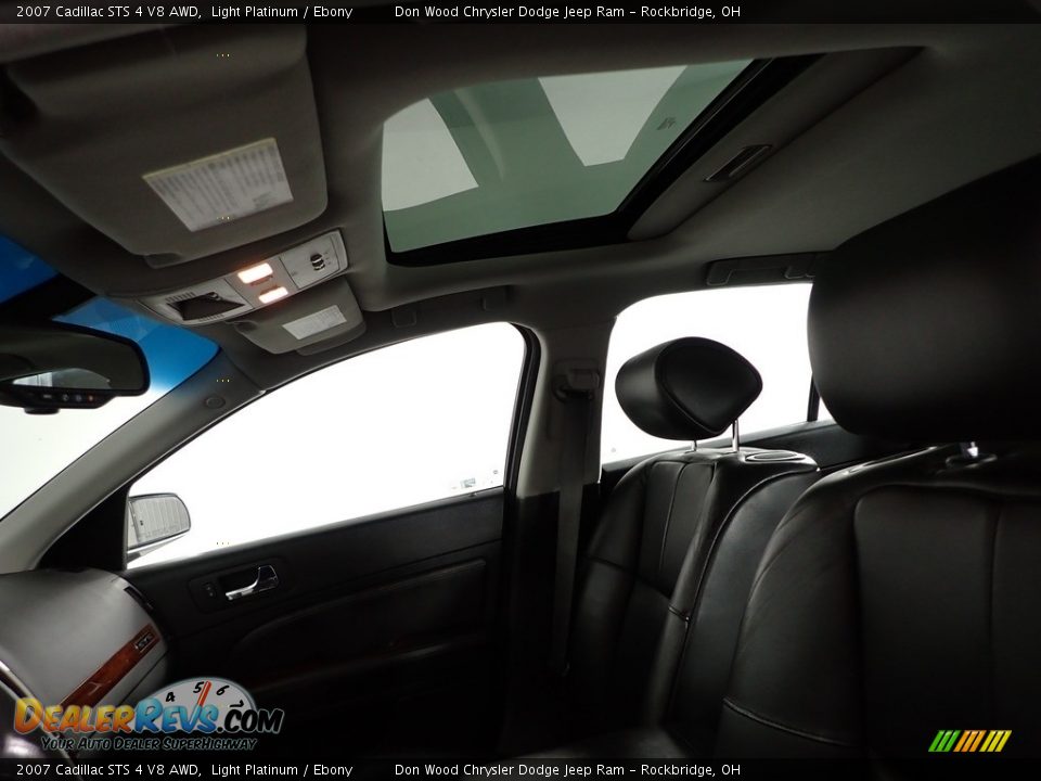 2007 Cadillac STS 4 V8 AWD Light Platinum / Ebony Photo #2