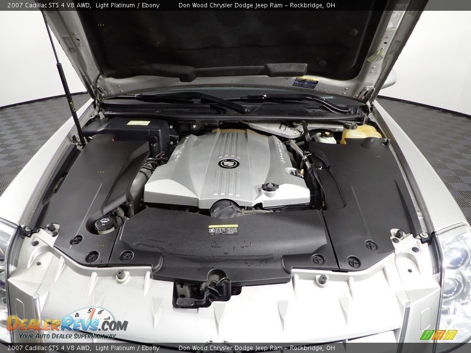2007 Cadillac STS 4 V8 AWD Light Platinum / Ebony Photo #6