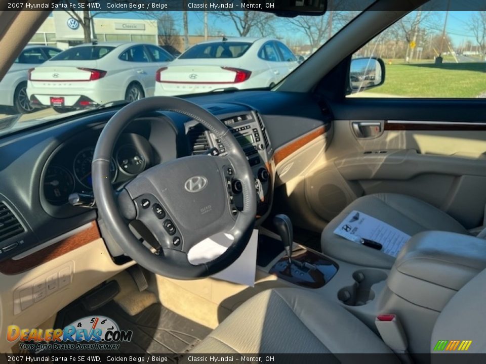 2007 Hyundai Santa Fe SE 4WD Golden Beige / Beige Photo #3