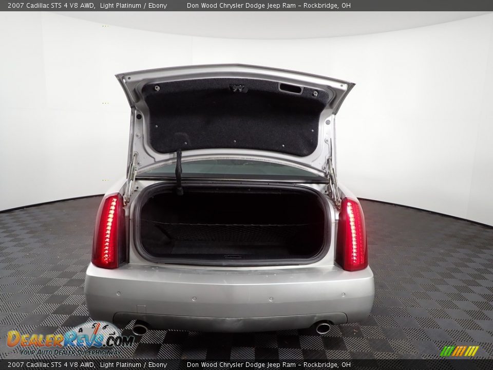 2007 Cadillac STS 4 V8 AWD Light Platinum / Ebony Photo #12
