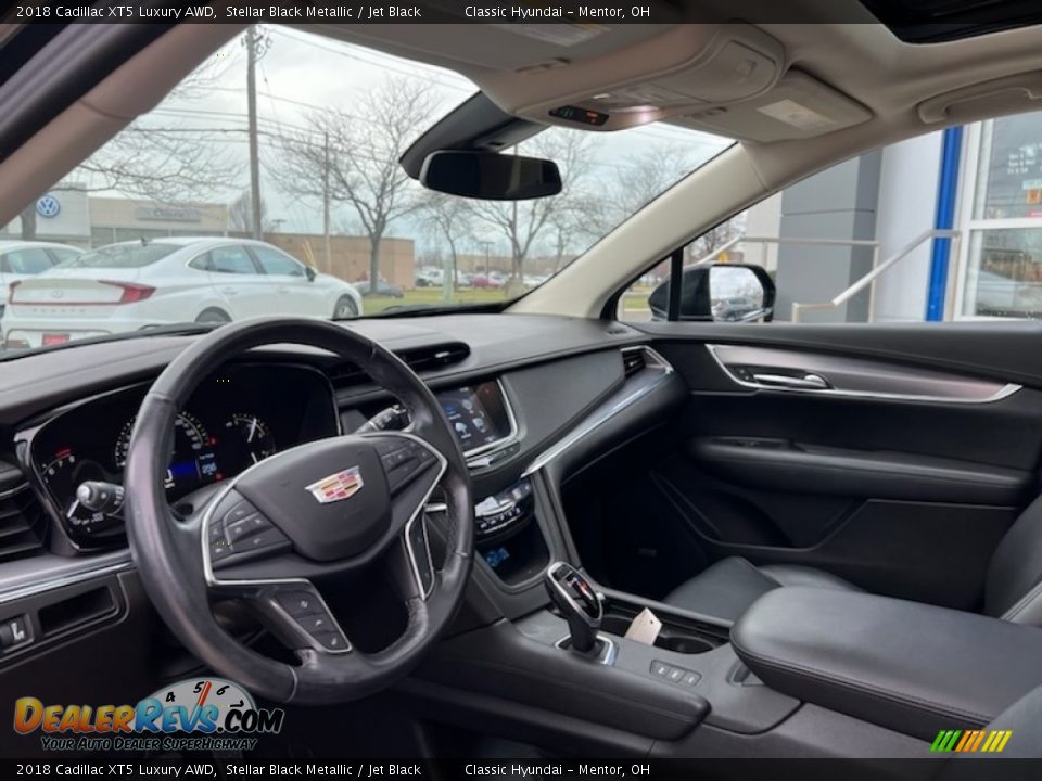 2018 Cadillac XT5 Luxury AWD Stellar Black Metallic / Jet Black Photo #3