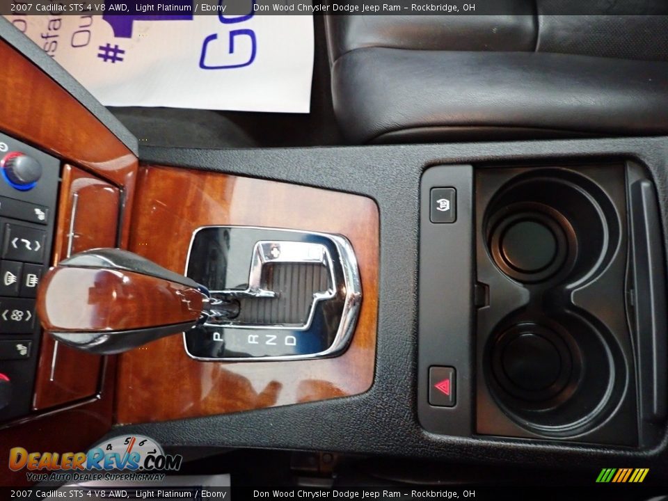 2007 Cadillac STS 4 V8 AWD Light Platinum / Ebony Photo #26