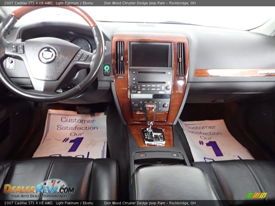 2007 Cadillac STS 4 V8 AWD Light Platinum / Ebony Photo #31