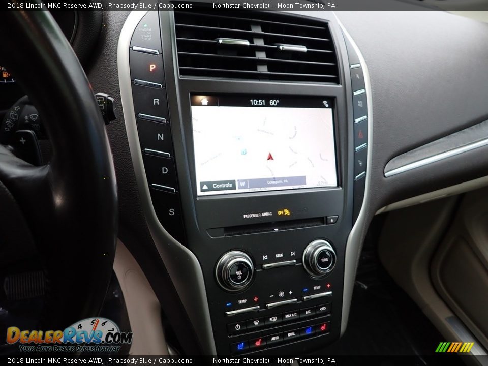 Controls of 2018 Lincoln MKC Reserve AWD Photo #27