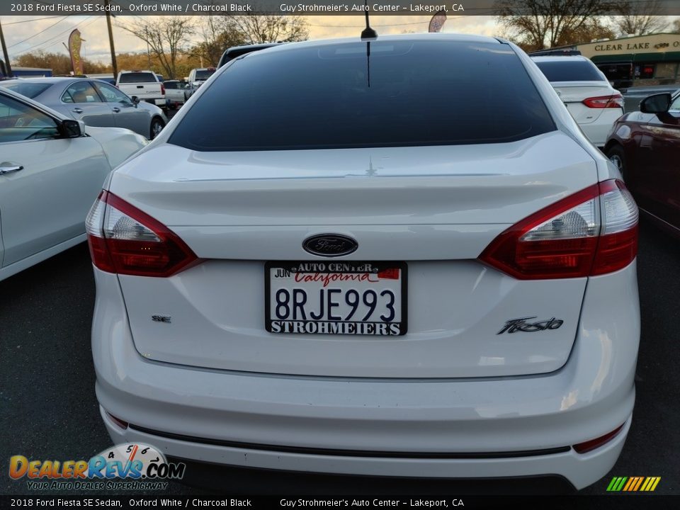 2018 Ford Fiesta SE Sedan Oxford White / Charcoal Black Photo #8