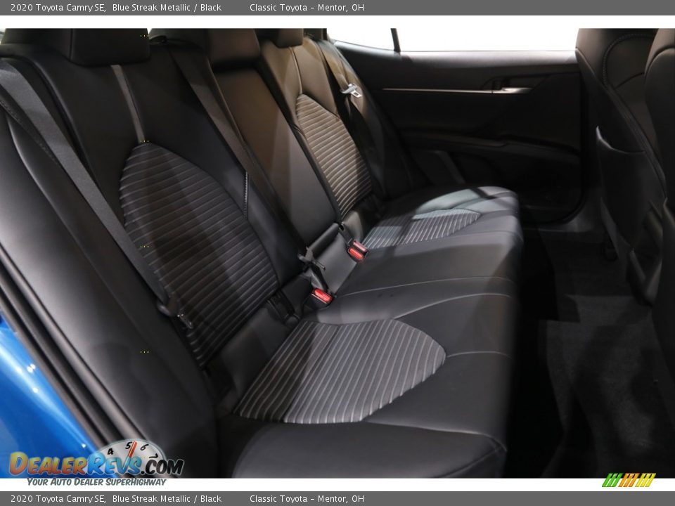 2020 Toyota Camry SE Blue Streak Metallic / Black Photo #13