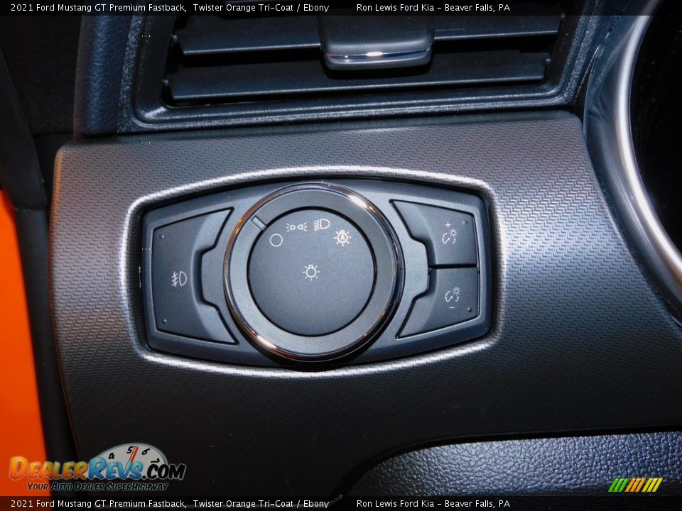 2021 Ford Mustang GT Premium Fastback Twister Orange Tri-Coat / Ebony Photo #18