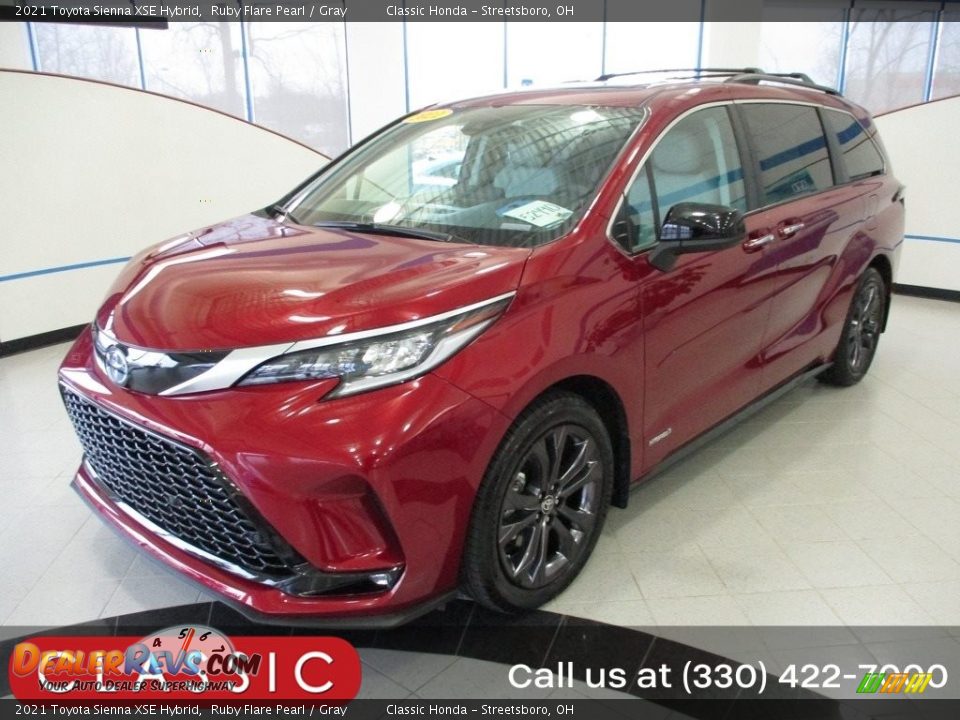 2021 Toyota Sienna XSE Hybrid Ruby Flare Pearl / Gray Photo #1