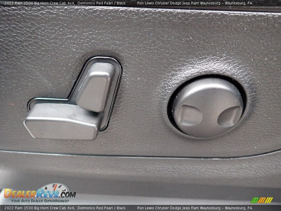 2022 Ram 1500 Big Horn Crew Cab 4x4 Delmonico Red Pearl / Black Photo #16