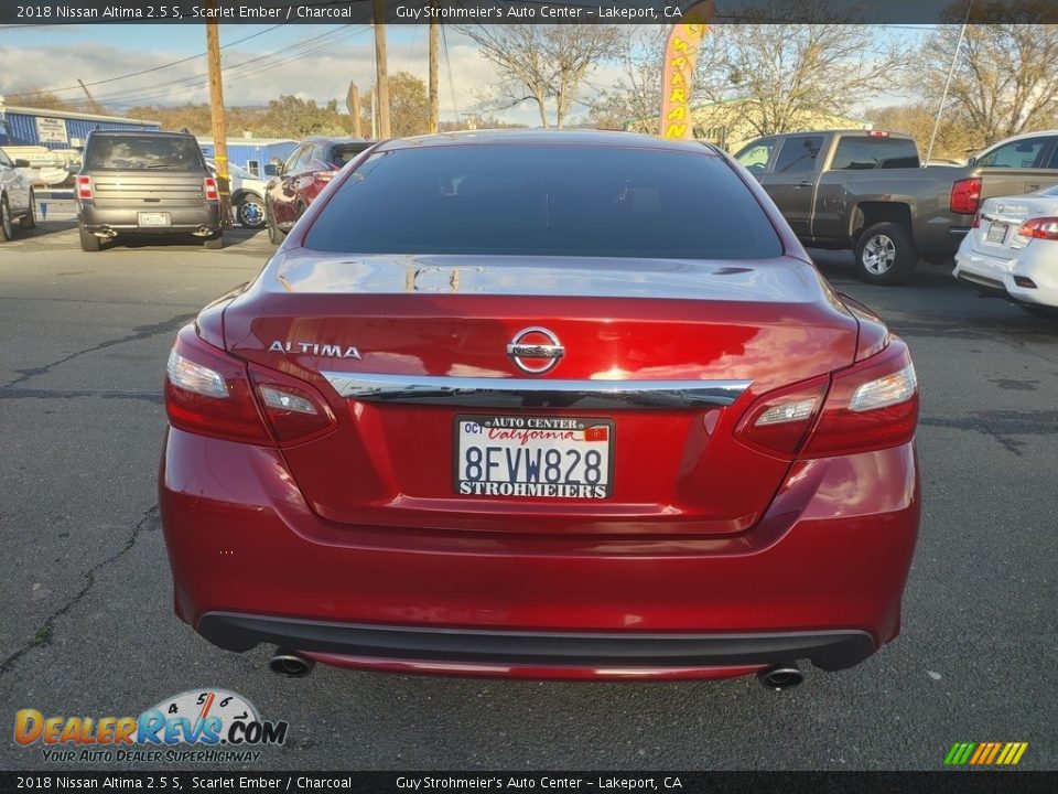 2018 Nissan Altima 2.5 S Scarlet Ember / Charcoal Photo #8