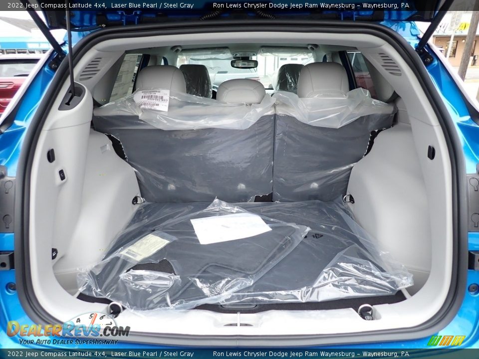 2022 Jeep Compass Latitude 4x4 Laser Blue Pearl / Steel Gray Photo #5