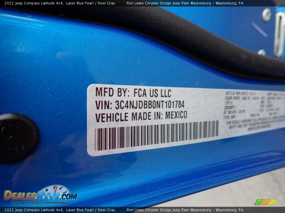 2022 Jeep Compass Latitude 4x4 Laser Blue Pearl / Steel Gray Photo #15