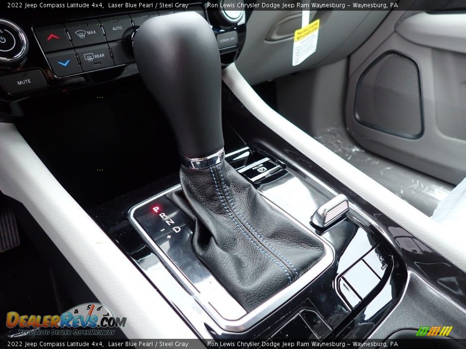 2022 Jeep Compass Latitude 4x4 Laser Blue Pearl / Steel Gray Photo #17