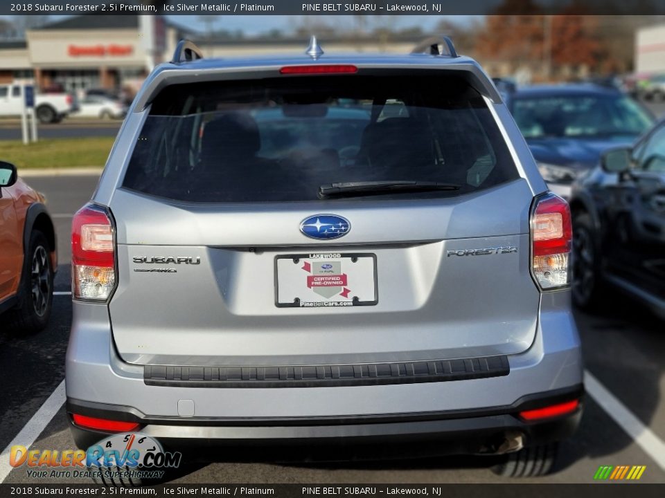 2018 Subaru Forester 2.5i Premium Ice Silver Metallic / Platinum Photo #3