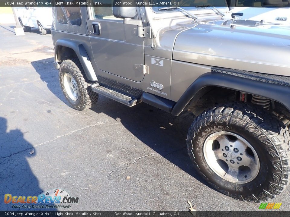 2004 Jeep Wrangler X 4x4 Light Khaki Metallic / Khaki Photo #3