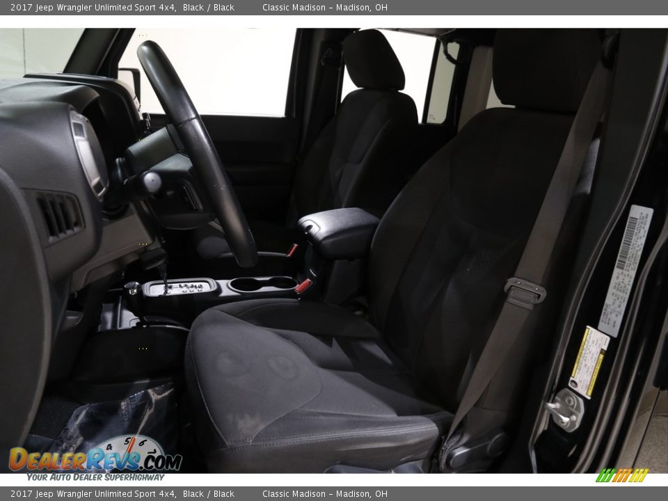 2017 Jeep Wrangler Unlimited Sport 4x4 Black / Black Photo #5