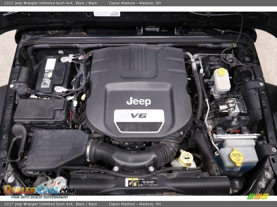 2017 Jeep Wrangler Unlimited Sport 4x4 Black / Black Photo #16