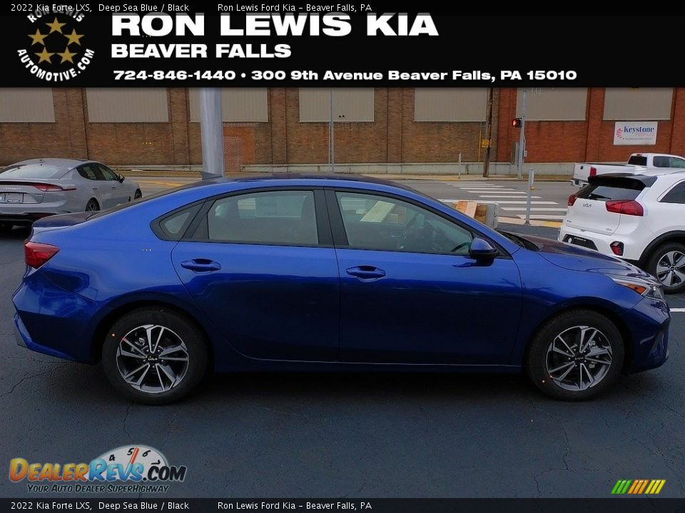 2022 Kia Forte LXS Deep Sea Blue / Black Photo #1