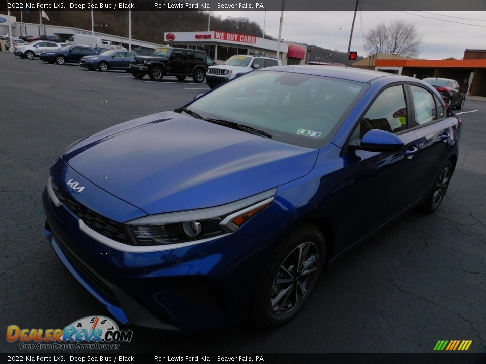 2022 Kia Forte LXS Deep Sea Blue / Black Photo #7