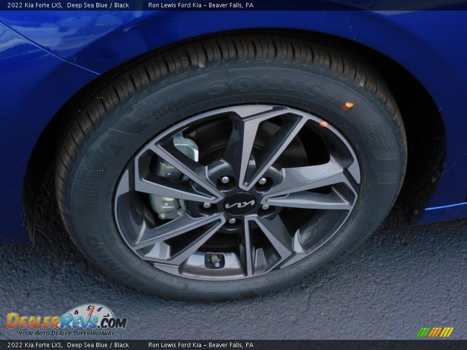 2022 Kia Forte LXS Deep Sea Blue / Black Photo #10