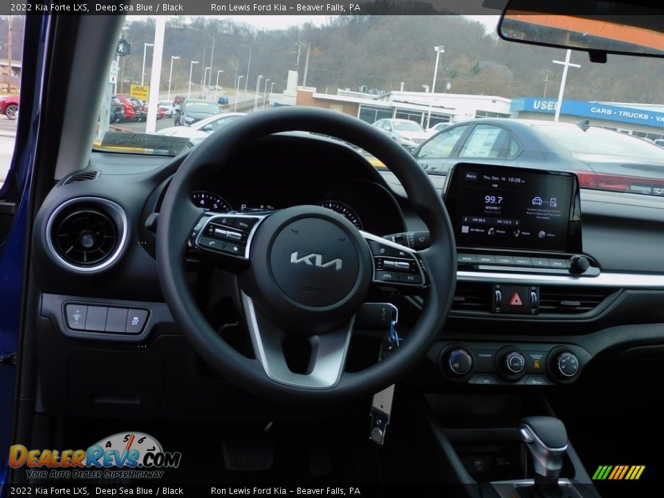 2022 Kia Forte LXS Deep Sea Blue / Black Photo #13