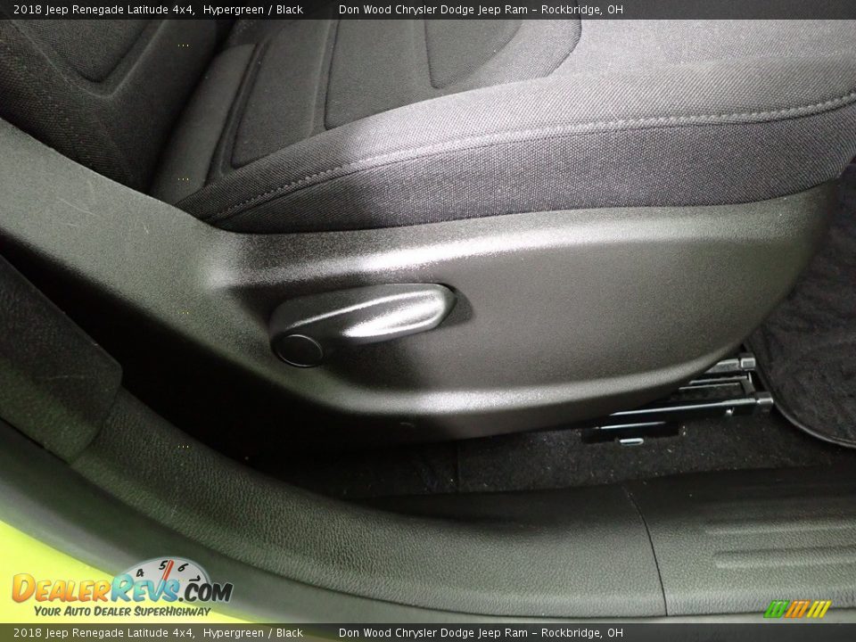 2018 Jeep Renegade Latitude 4x4 Hypergreen / Black Photo #33