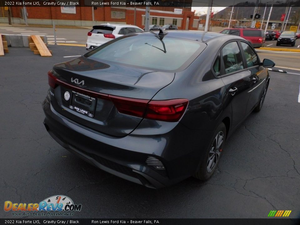 2022 Kia Forte LXS Gravity Gray / Black Photo #2