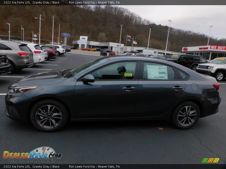 2022 Kia Forte LXS Gravity Gray / Black Photo #6