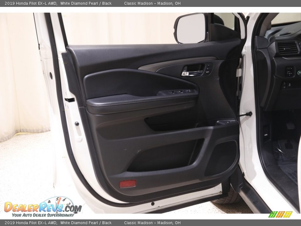 2019 Honda Pilot EX-L AWD White Diamond Pearl / Black Photo #4