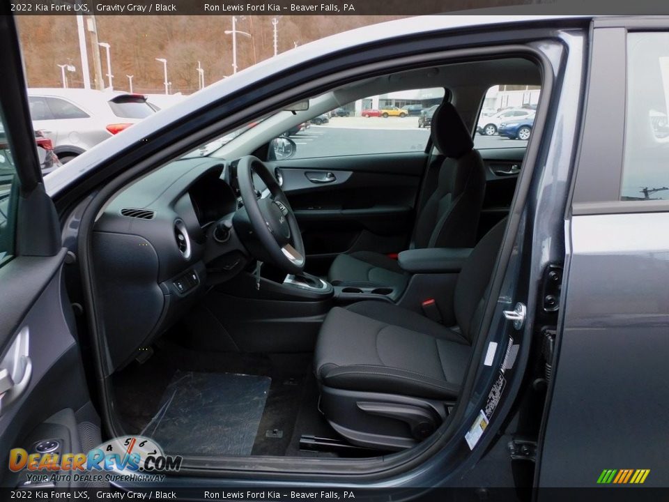 2022 Kia Forte LXS Gravity Gray / Black Photo #11