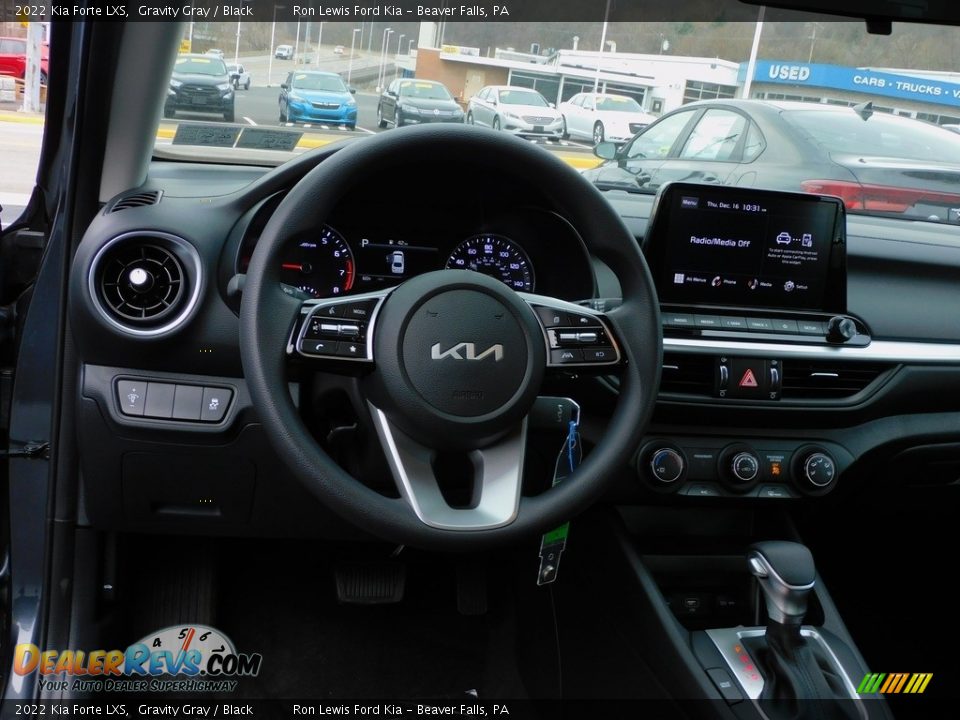 2022 Kia Forte LXS Gravity Gray / Black Photo #13