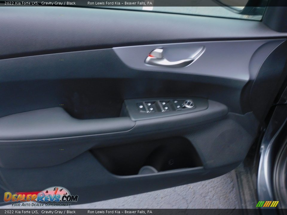 2022 Kia Forte LXS Gravity Gray / Black Photo #14