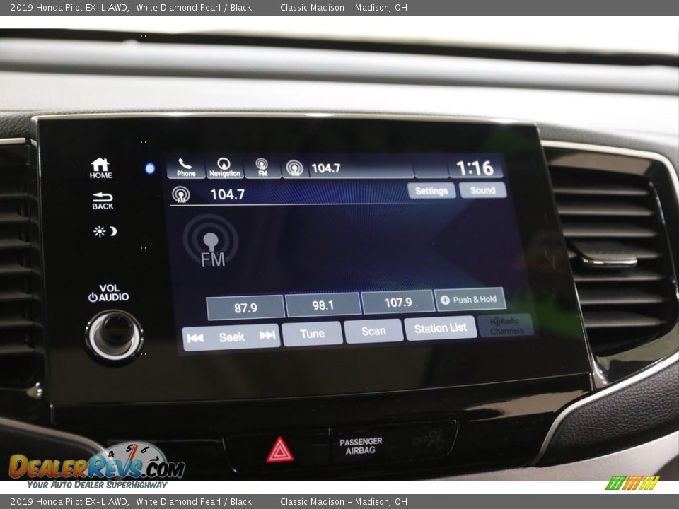 2019 Honda Pilot EX-L AWD White Diamond Pearl / Black Photo #10