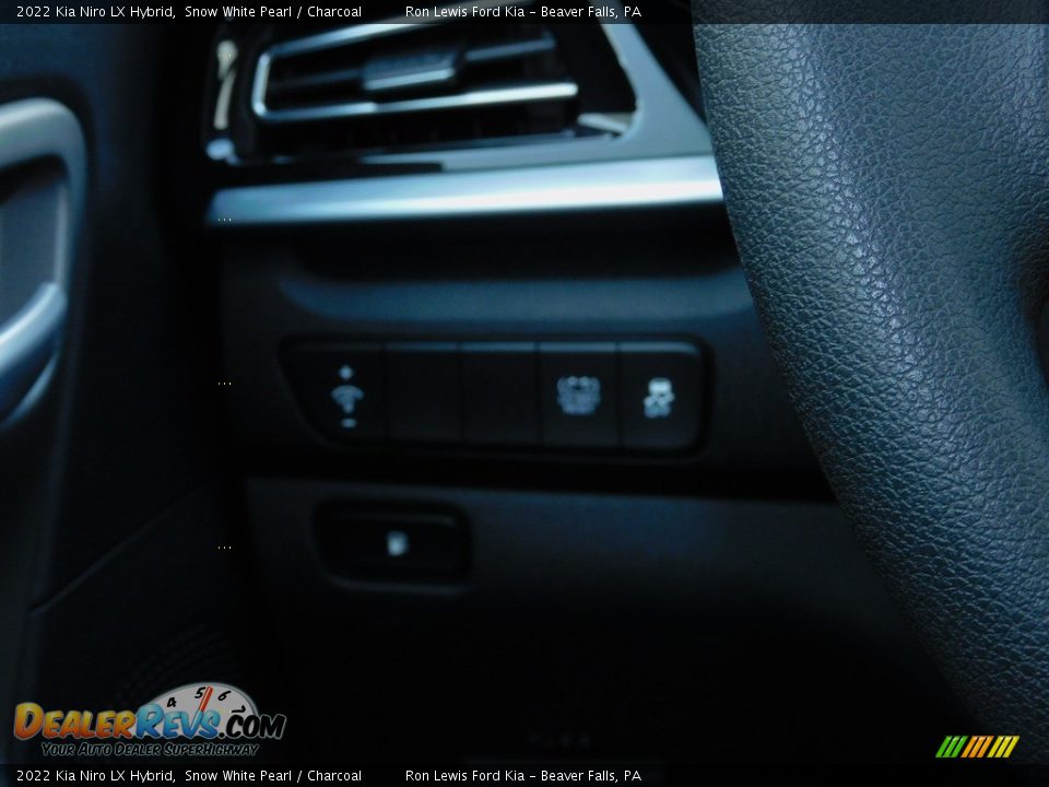 2022 Kia Niro LX Hybrid Snow White Pearl / Charcoal Photo #18