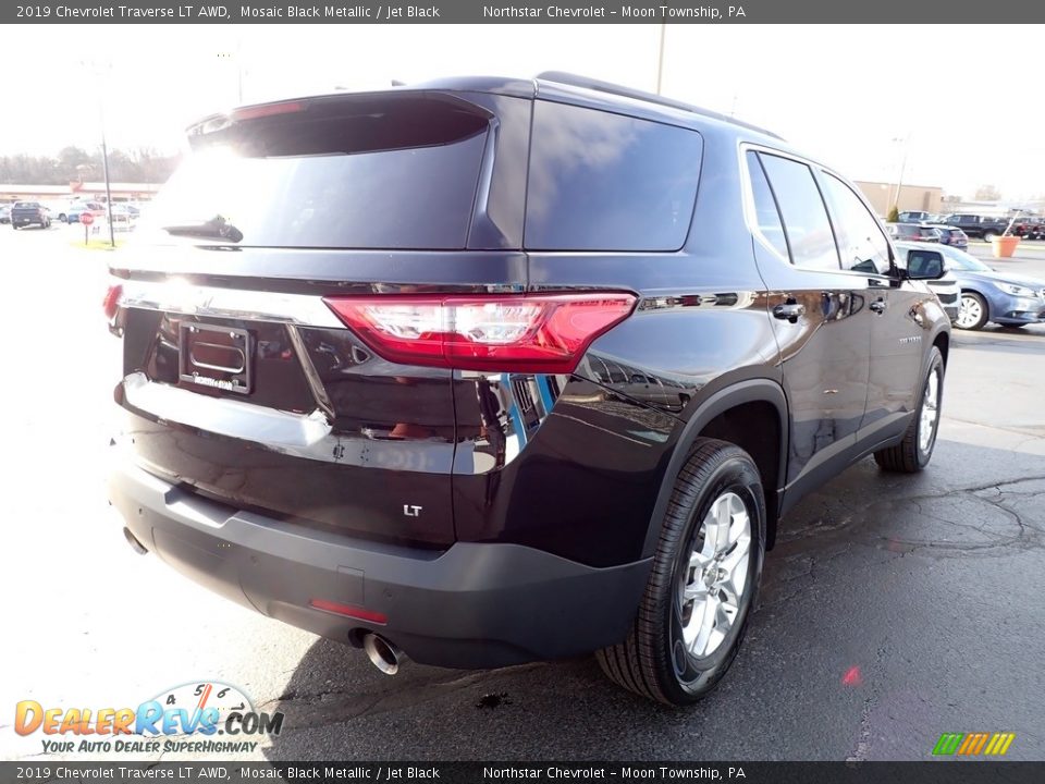 2019 Chevrolet Traverse LT AWD Mosaic Black Metallic / Jet Black Photo #8