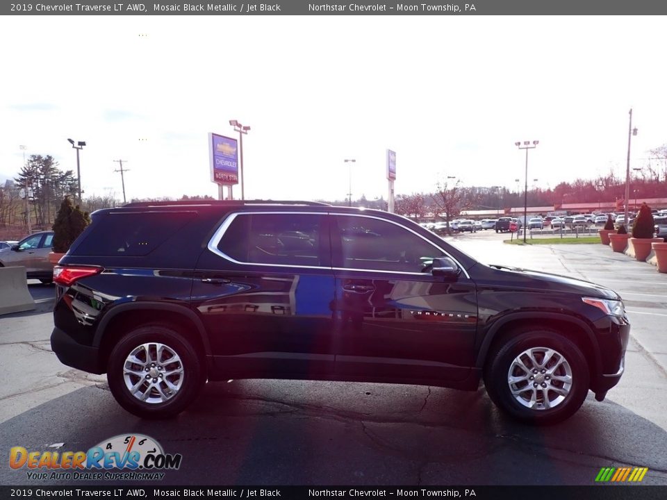 2019 Chevrolet Traverse LT AWD Mosaic Black Metallic / Jet Black Photo #10