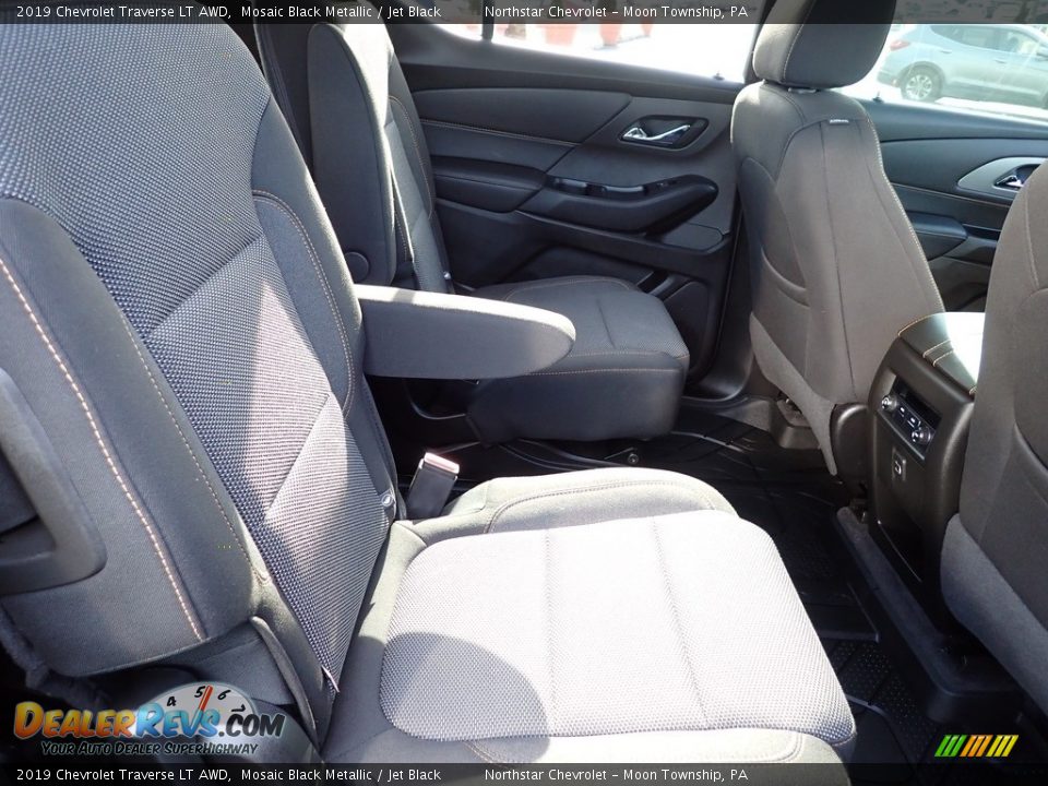 2019 Chevrolet Traverse LT AWD Mosaic Black Metallic / Jet Black Photo #18