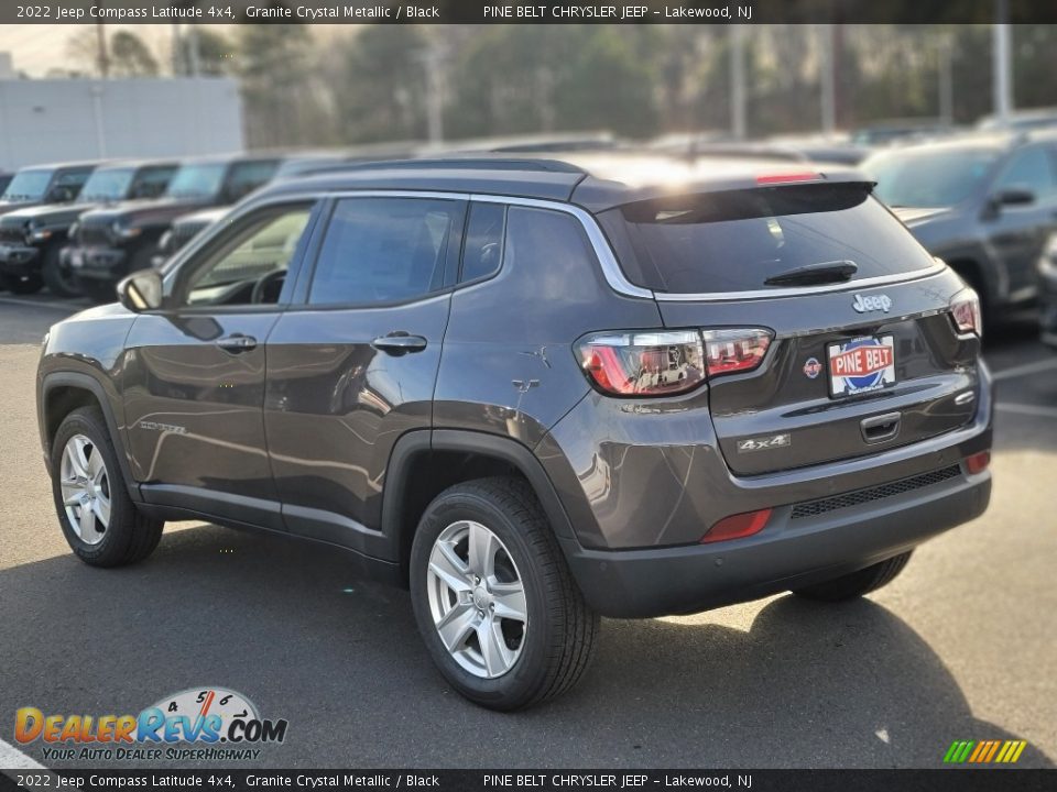 2022 Jeep Compass Latitude 4x4 Granite Crystal Metallic / Black Photo #5